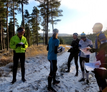 Regrouping at the jelly baby station, 