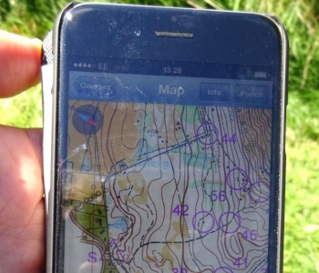 Mobile phone orienteering, 